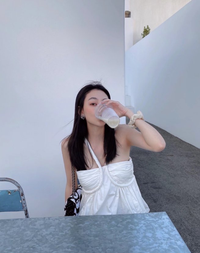ins时尚博主Olivialsr真的是又美又会穿