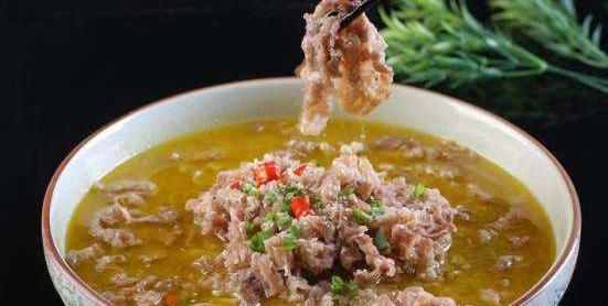 美味|一个人这么吃,把金针菇和它煮,简单精致,不脏菜板!偷懒又美味