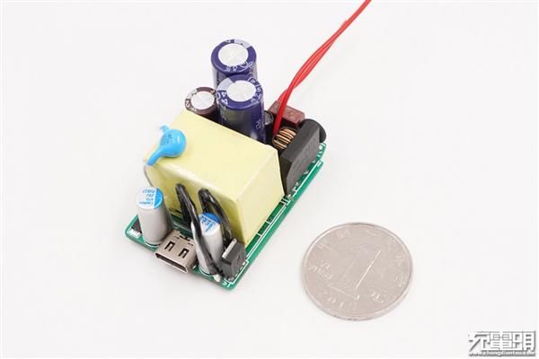  国产|打破外企垄断核心器件：首款国产氮化镓快充主控芯片问世