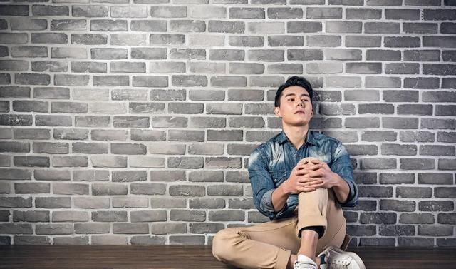 动接受|女子失踪事件加剧男性“光棍危机”,适婚女性被迫接受单身压力