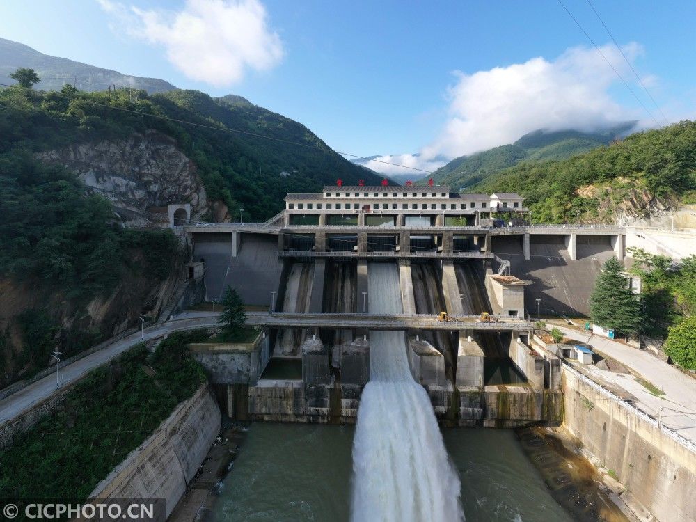 度汛|湖北保康：雷公滩水库加大下泄流量确保安全度汛