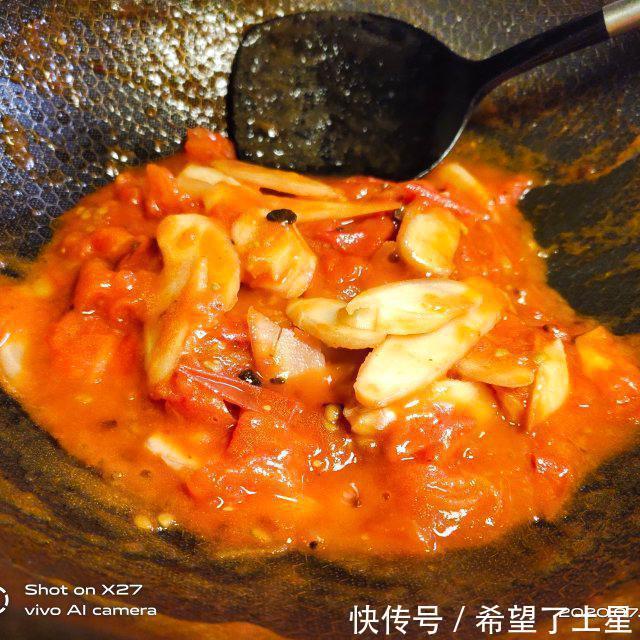  鲜味|嫩姜牛腩汤，营养丰富，汤鲜味美