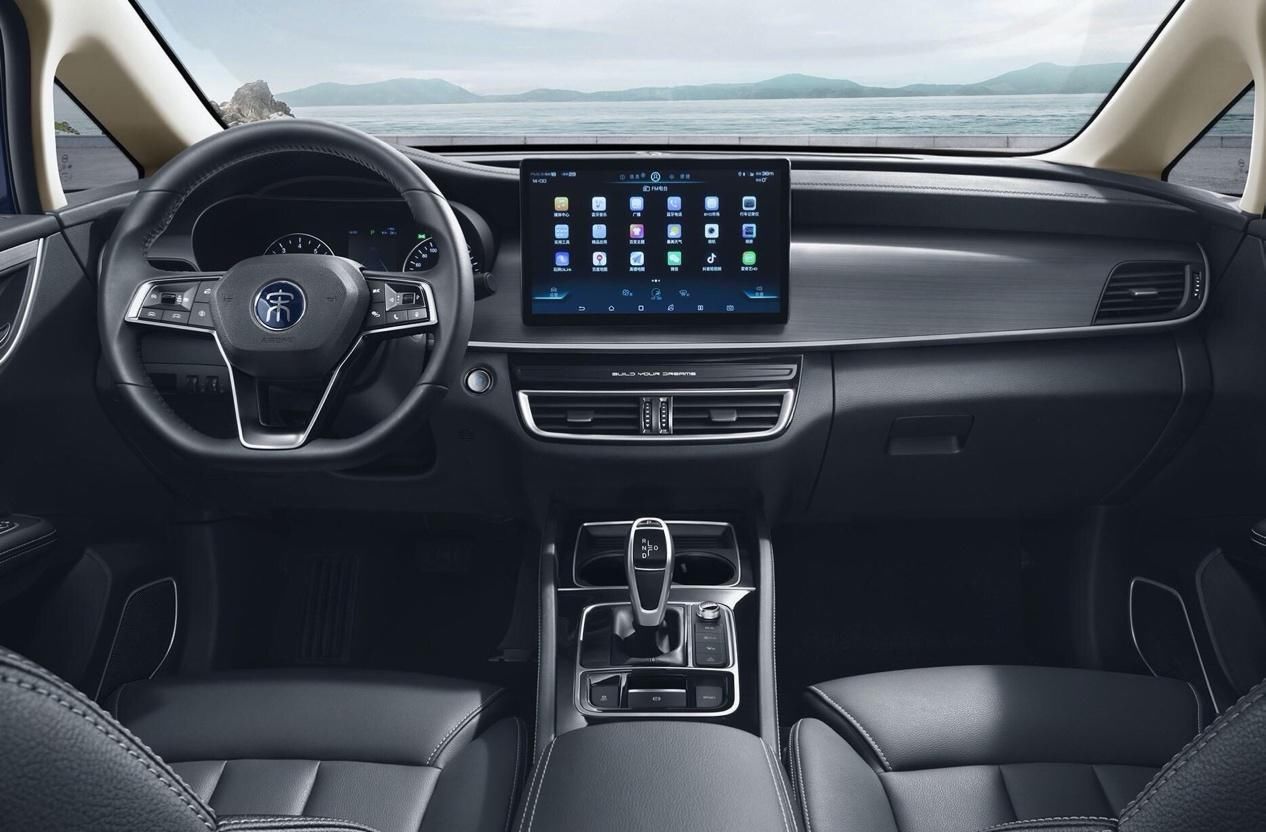  MPV|这台超值MPV车型的升级版正式上市，售价9.48万元起