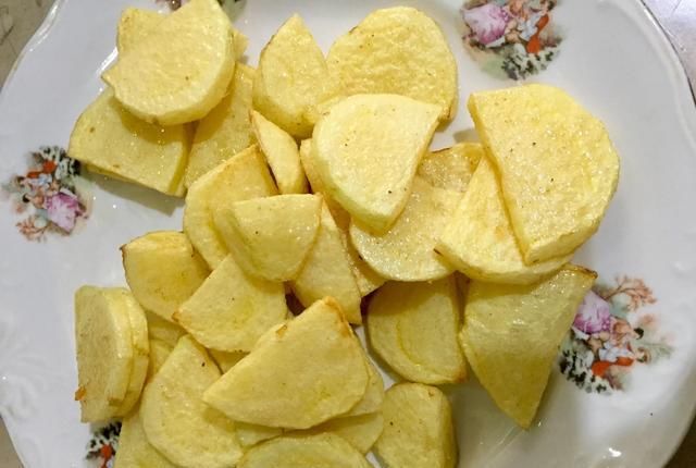  好学|爱吃茄子土豆看过来，东北地三鲜家庭版，好学易做，口味不输酒店