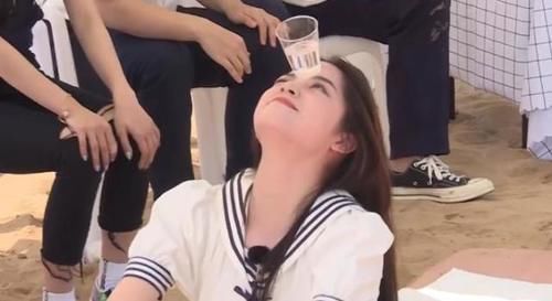 男顶|跑男顶水杯,郑恺撒一裤子,杨颖最稳,吴宣仪“蹬腿”笑到我了