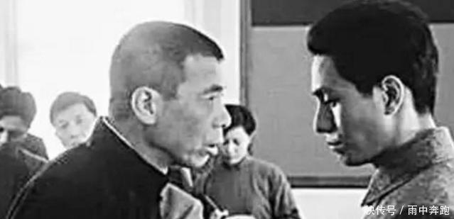  好友|论交友的重要性，杜月笙晚年穷困找好友借钱，没成想他直接如此做