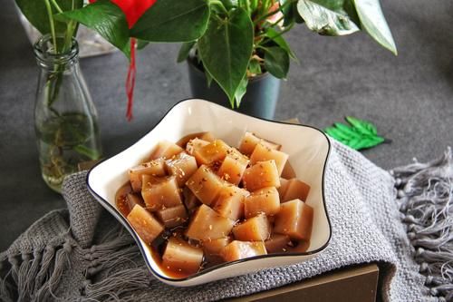 南方人|土茯苓这种吃法,很多人没见过没吃过,北方朋友:南方人真会吃