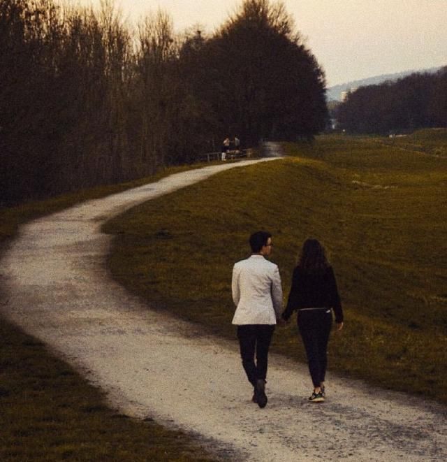 到底|分手后死缠烂打的那些人,到底是怎么想的?