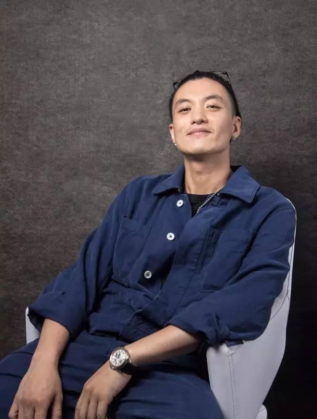  粉丝|36岁朱丹全家近照，原来老公就是他，连章子怡都是他的粉丝