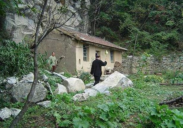  清水|终南山隐士：隐居长达30多年，每日清水白菜，如今亲人已认不出