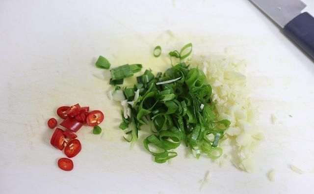  酸辣|“秋老虎”来了，自制1碗酸辣凉粉，开胃填饱肚子，还不担心长肉