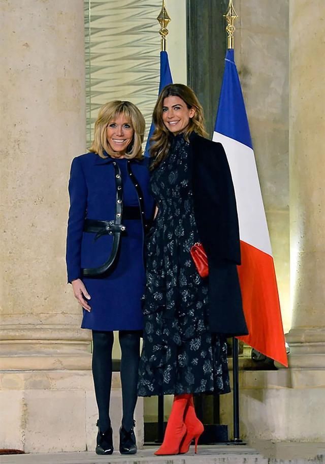  看起来|阿根廷第一夫人三婚带娃嫁总统，遭特朗普贴面吻，颜值压布里吉特