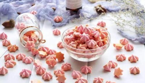  要用翻拌|教你做粉红色的溶豆，半个火龙果加奶粉，一出锅就被圈粉了