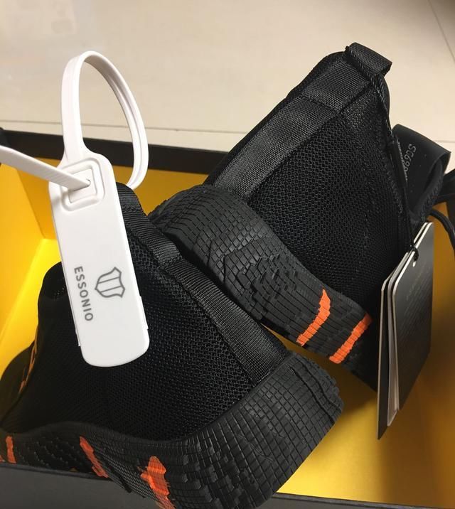 压力|essonio休闲鞋，徒步无惧，三百六十度无死角，百搭无压力