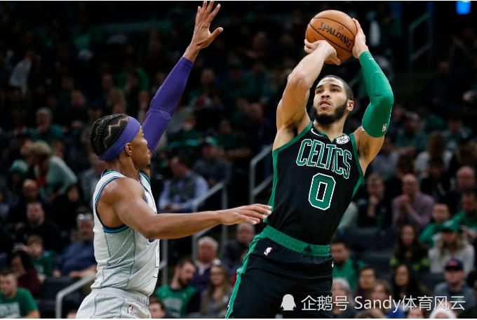  志向|斯玛特盛赞塔图姆：他志向远大 有望成为最佳球员之一