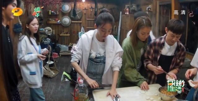  让人|她是《向往》史上素颜状态最好女嘉宾，不化妆比化妆还美！