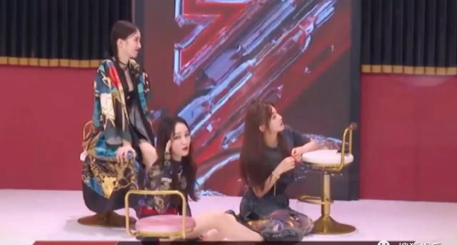  日报|娱乐日报|毛晓彤新恋情曝光？金晨汪汐潮再被拍？孟佳solo倒数第一？