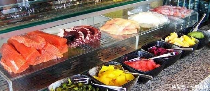 透露|自助餐员工透露，专挑“三种”食物轻松吃回本，老板看到火就大