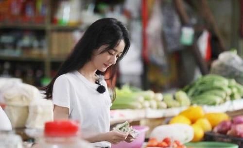  一波未平|“一波未平一波又起”继《中餐厅》后，赵丽颖《天天向上》也翻车