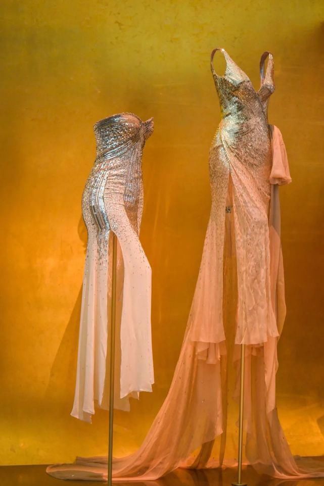  文化|杨颖 赵丽颖 黄轩等明星齐打卡，浓缩了73年DIOR文化的展览值得一看！