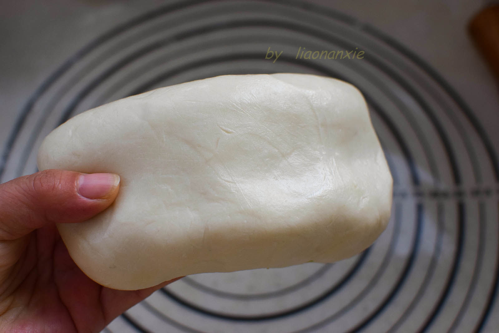 菜蟒|不发面不捏褶子,简单一卷上笼蒸熟,比包子简单,早餐吃很美