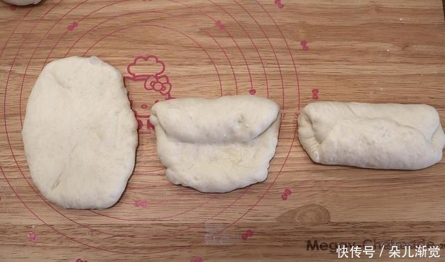 吐司|做两个超柔软的吐司,低糖少油,手撕切片都特棒,方子值得收藏