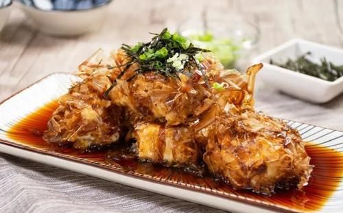 柴鱼片|一道火了上百年的日本著名美食,一咬爆浆,口口香脆,真的很好吃