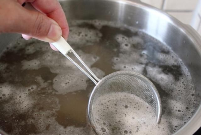  排骨汤|排骨汤怎么做才好喝？学会以下3点，轻松熬出神仙汤