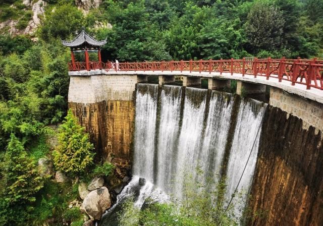  异石|中国镇山之首，十六位皇帝登临，奇峰异石飞瀑，沂山游玩全攻略