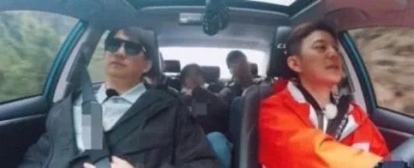  蘑菇屋|向往的生活: 为何出门买菜总是何炅开车? 得知他的驾驶证后: 了不起