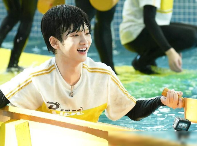  上榜|《跑男》年龄最小的嘉宾，黄明昊范丞丞上榜，最后的她竟只有11岁