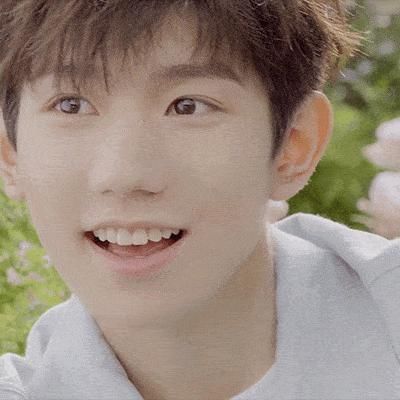  王源|晴天宝宝王源来袭 阳光温暖的大男孩