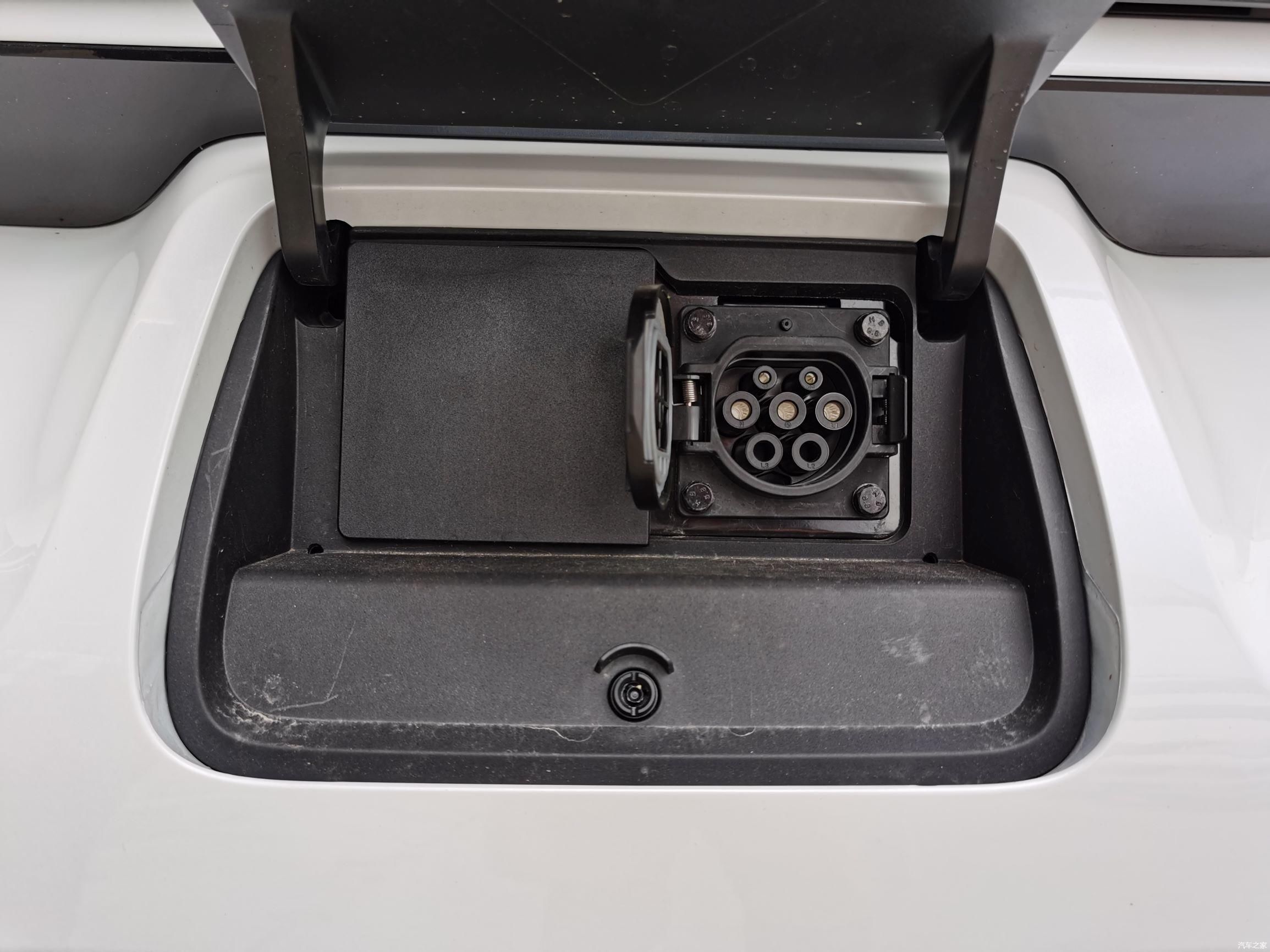  简单|让快乐来得更简单！体验新宝骏E300/E300 PLUS