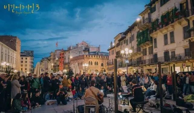  大华|被何炅黄磊踢出群聊，全网骂退出节目，却在韩国成万人追捧的音乐天才？