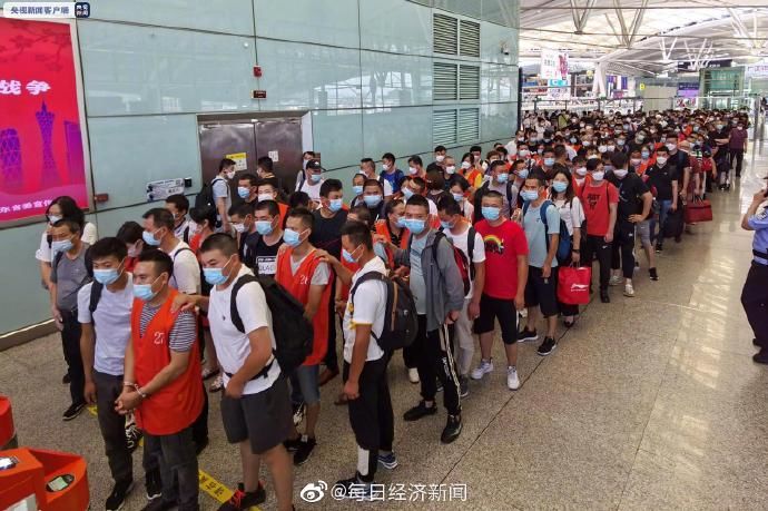 特大|上海警方破获特大LV品牌包袋制假团伙 案值逾亿元