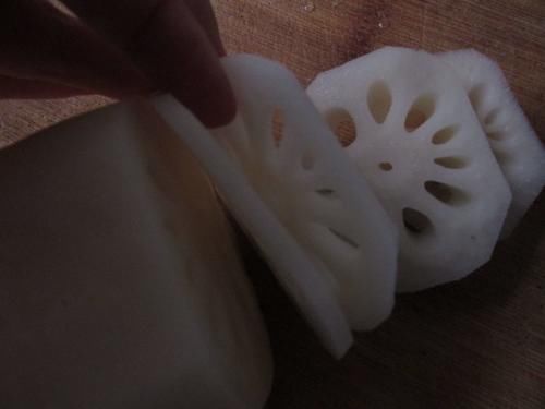 营养|秋后吃它,比南瓜滋补比土豆营养,2块钱一斤营养高,不懂吃可惜