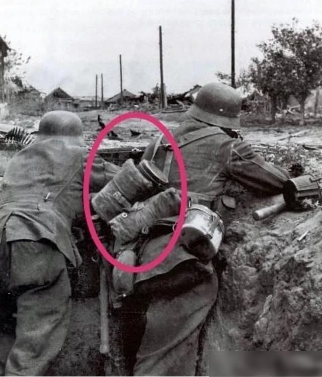  二战|二战德军步兵背的大罐子是什么？那可是保命的东西
