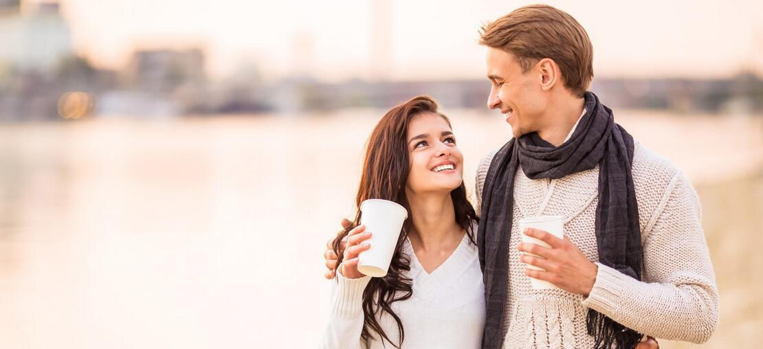  做饭|邓婕做饭，张国立洗碗：美满的婚姻，从来都不是单方面付出