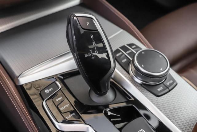  优惠|最高优惠超6万元 四款老板级中大型豪华座驾推荐