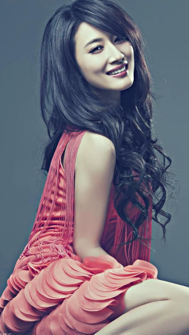 时尚|郭珍霓时尚写真照,尽显柔美气质