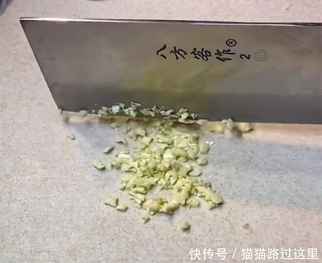 下饭|家常小炒花菜的超级简单做法,营养丰富口感脆甜,好吃又下饭