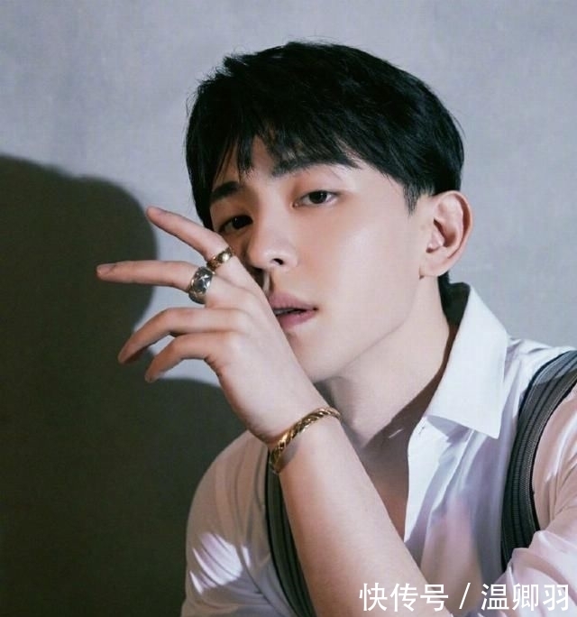 综艺|邓伦近两年从实力演员变成综艺咖?粉丝发长文吐槽并表示脱粉了