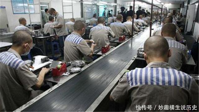 教育|监狱的空间有限,犯人们在监狱里,是如何度过一二十年的呢