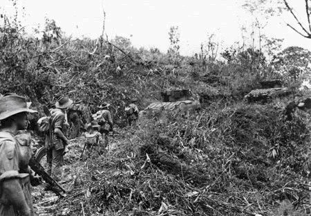  太平洋|燃烧的西南太平洋（八）：双线追击——休恩半岛战役