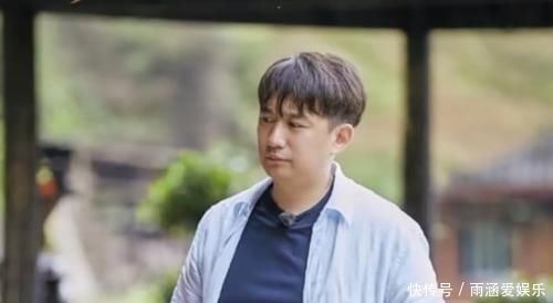 村里|《向往》再现穿帮镜头!黄磊发现村里小卖部,货架商品却露馅了!