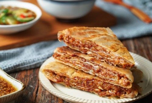 肉饼|一种历史悠久的肉饼,皮薄肉足,热腾腾的烙出来特别的香