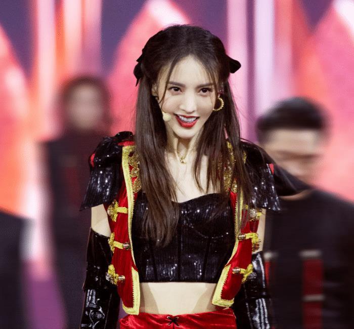 反转|《乘风破浪的姐姐》排名大反转,宁静无缘前三,冠军票数遥遥领先