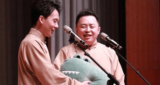  综艺|《德云斗笑社》：节目的走向可以多变，悬念才是综艺真人秀的趣味