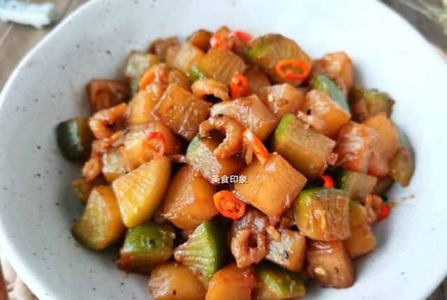 作用|秋吃萝卜赛人参,这做法一定要试试,简单一焖出锅比肉还香