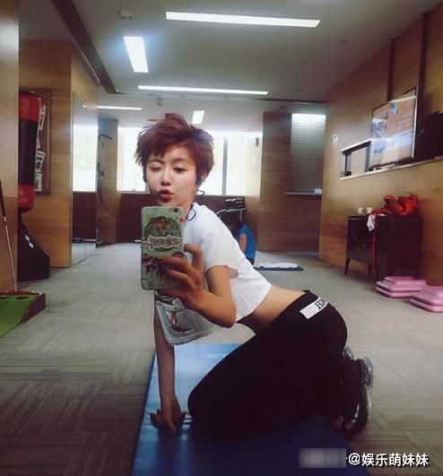  姜妍|走进姜妍现实的家，餐桌上全是海鲜食材，内部设立超大健身房